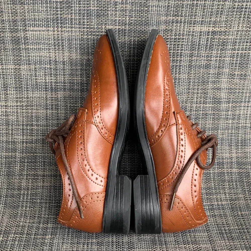 Stacy Adams Dunbar Wingtip Oxford Cognac' Dress Shoes little boys size 11